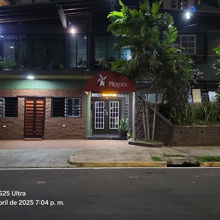 Hostal El Prado Panama City Exterior photo