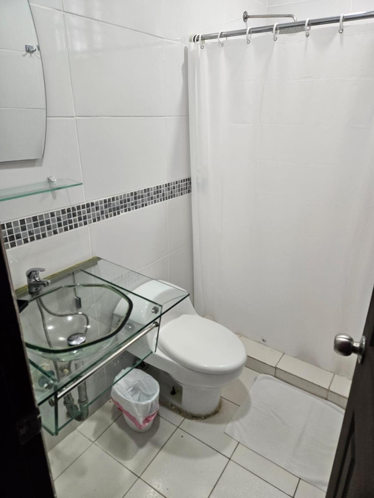 Hostal El Prado Panama City Exterior photo
